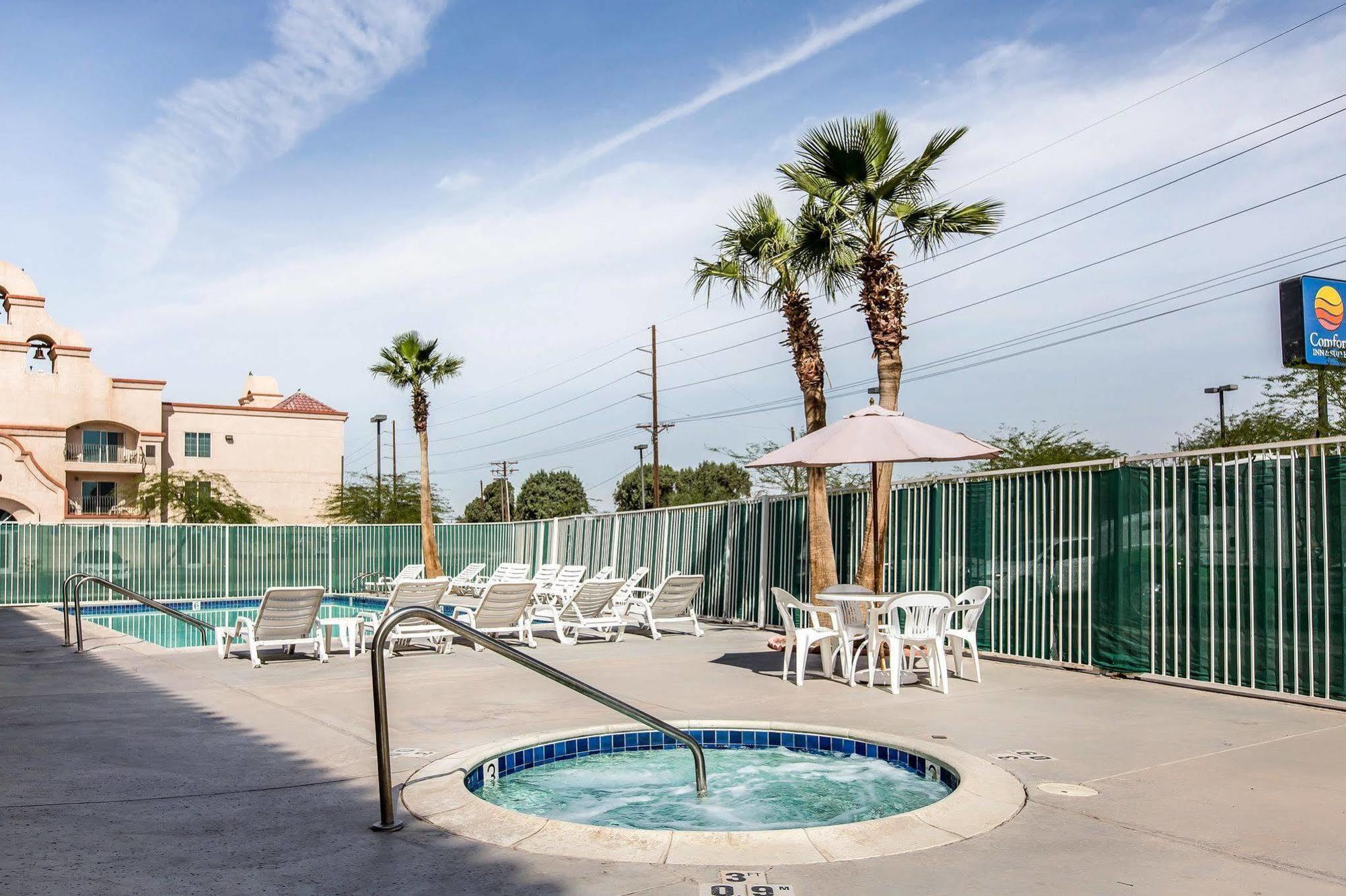Comfort Inn & Suites El Centro I-8 Exterior photo